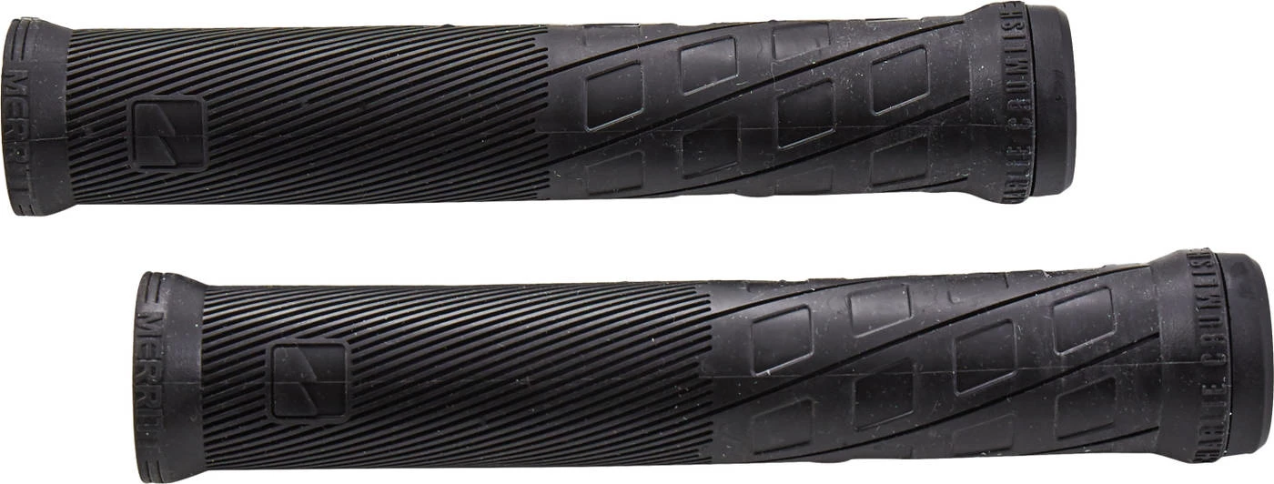 MERRITT Poignée Charlie Crumlish 1 MERRITT Poignée Charlie Crumlish